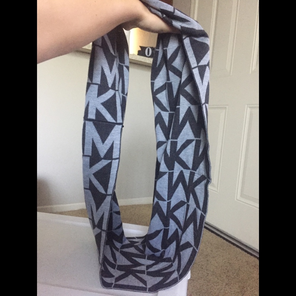 Michael Kors Scarf